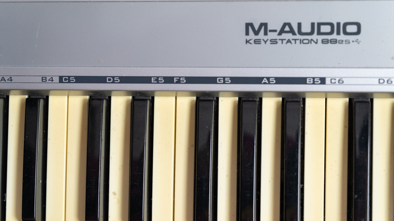 M-AUDIO Keystation88 MK3レビュー | やっぱり88鍵盤はDTMに最高 